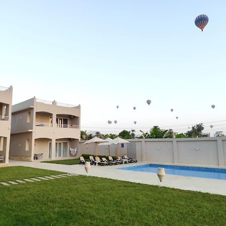Royal Nile Villas - Pool View Apartment 2 Luxor Bagian luar foto