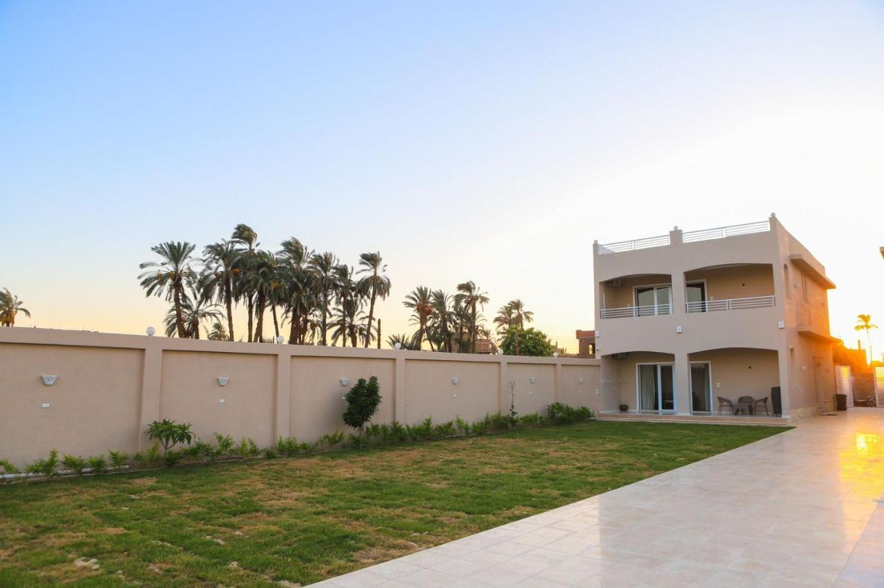 Royal Nile Villas - Pool View Apartment 2 Luxor Bagian luar foto