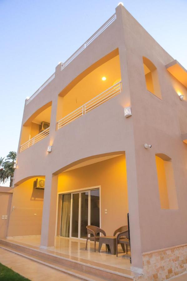 Royal Nile Villas - Pool View Apartment 2 Luxor Bagian luar foto